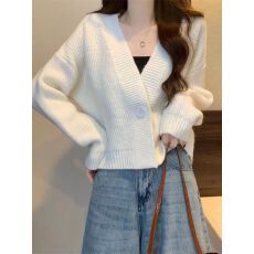 批发2025新款纯色v领短款毛衣<b class='q'>外套</b>女春秋季<b class='q'>显瘦</b>针织开衫慵懒秋装上衣