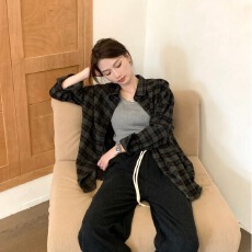 批发复古chic绿色格子衬衫女秋冬季宽松慵懒风<b class='q'>中长款</b>衬衣外套<b class='q'>开衫</b>外搭