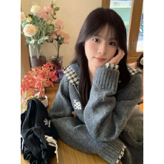 批发美式新款灰色连帽毛衣外套女<b class='q'>秋</b>冬格纹拼接针织开衫拉链上衣潮