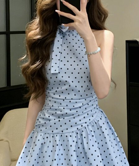스타일 파란색 도트 무늬 행침 목 레이스업 여성 드레스 허리 수축 슬림해 보이는 품격 꽃밭 치마