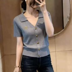 韩系超显瘦气质V领冰丝针织衫2026夏季新款时尚百搭短袖T恤衫女