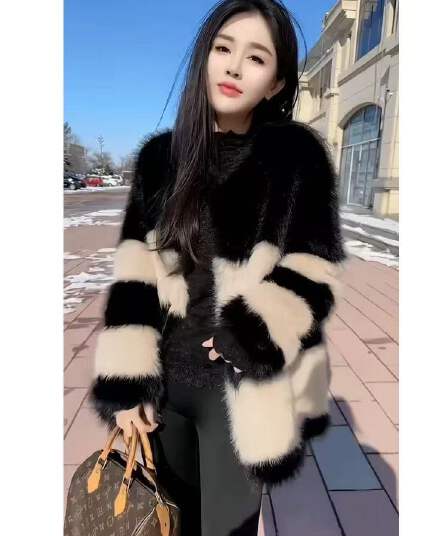작은 샤넬 스타일 흑인과 백인 배색 피모 하나 재킷 느긋한 레트로 고급 센스 맨위 여성 겨울