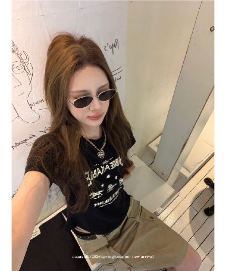 아메리칸 복잡한 캐주얼 바람 고대 프린트 라운드 넥 반팔 티셔츠 여성 여름 몸매 가꾸기 슬림해 보이는 캐주얼 맨위