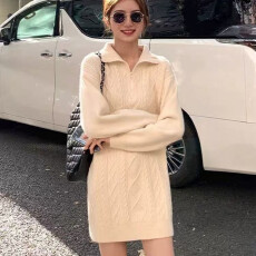 批发中长款麻花毛衣裙女秋冬配<b class='q'>大衣</b>宽松慵懒风加厚拉链软糯针织连衣裙