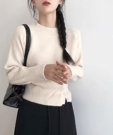 한 부서 라운드 넥 느긋한 바람 스웨터 슬림해 보이는 낮은 네크라인 여성 의류 가을 겨울철 맨위 인터넷 유명인 고급 센스 풀오버 니트 스웨터