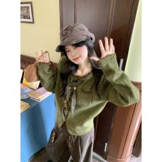 批发2026粉色圆领<b class='q'>针织毛衣</b>女冬小众设计感叠穿短款上衣