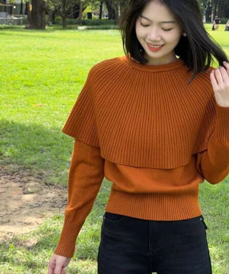 가을 새로운 부드러운 바람 망토 칼라 긴팔 니트 스웨터 패션 디자인 센스 느긋한 풀오버 여성 의류 맨위