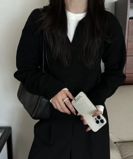 한국 스타일 검정색 POLO 칼라 긴팔 니트 스웨터 여성 2025 가을 겨울 느긋한 바람 루즈핏 캐주얼 V넥 스웨터 맨위