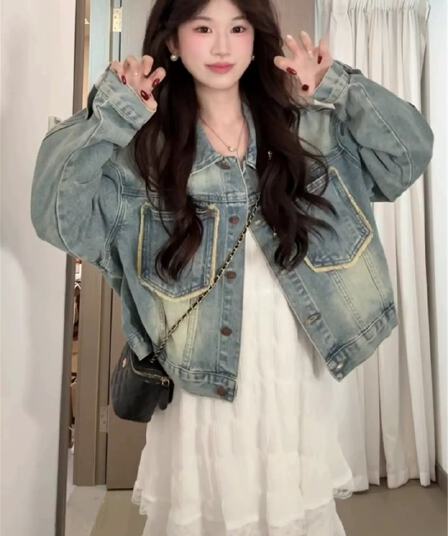 데님 여성 코트 봄과 가을 작은 키 디자인 센스 홍콩 느낌 레트로 긴팔 거친 가장자리 주머니 재킷 데님 맨위