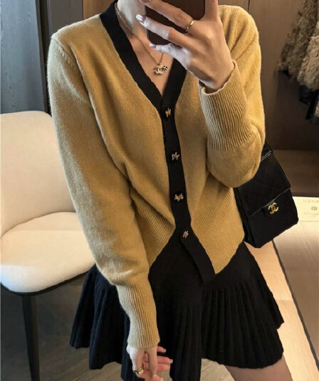 작은 샤넬 스타일 배색 V넥 양모 니트 오픈 가디건 여성 2026 새로운 가을 슬림해 보이는 스웨터 코트 다용도 맨위
