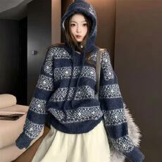 批发费尔岛圣诞氛围感<b class='q'>长袖</b>v领毛衣女秋冬配同款帽子宽松慵懒加厚上衣