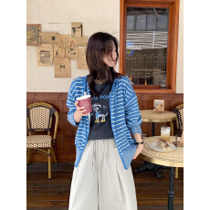松弛感穿搭复古条纹撞色连帽针织开衫慵懒宽松休闲显瘦毛衣外套女
