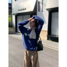 批发复古氛围感爱心提花麻花圆领套头毛衣针织衫女