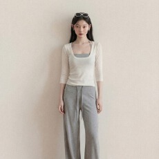 批发白色u领修身<b class='q'>七分袖</b><b class='q'>T</b><b class='q'>恤</b>女2026春季挂脖吊带中袖两件套