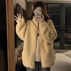 批发奶系穿搭黄色羊羔绒减龄保暖女外套