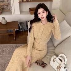 批发矜贵女主角2025法式毛衫半身裙时尚套装女千金名媛风<b class='q'>两件套</b>