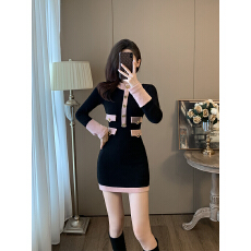 批发<b class='q'>韩国</b>富家千金赫本风小黑裙小个子御姐风小香风打底针织毛衣连衣裙