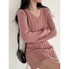 批发<b class='q'>韩国</b>针织连衣裙女复古麻花v领短款包臀裙修身显瘦绑带收腰毛衣裙