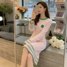 批发韩国温柔风针织<b class='q'>连衣裙</b>女2025秋冬新款设计感收腰显瘦洋气长裙子女