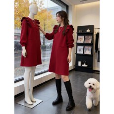 批发韩国新年战袍红色<b class='q'>连衣裙</b>女2025秋冬新款宽松显瘦本命年喜庆气质裙