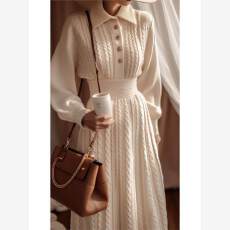 米白色大衣内搭连衣裙秋冬小个子长款针织毛衣裙高端精致打底裙女