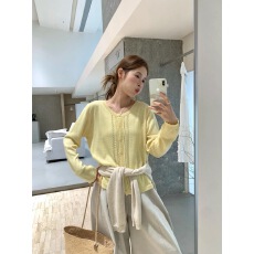 韩系花边圆领镂空针织开衫女春季简约亲肤百搭叠穿上衣外套