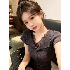 批发灰色蕾丝花边拼接翻领木耳边修身短袖<b class='q'>T</b><b class='q'>恤</b>女夏季2026超火减龄上衣