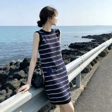 批发夏季新款小香风<b class='q'>条纹</b>无袖针织连衣<b class='q'>裙</b>圆领宽松中长款外穿内搭背心<b class='q'>裙</b>
