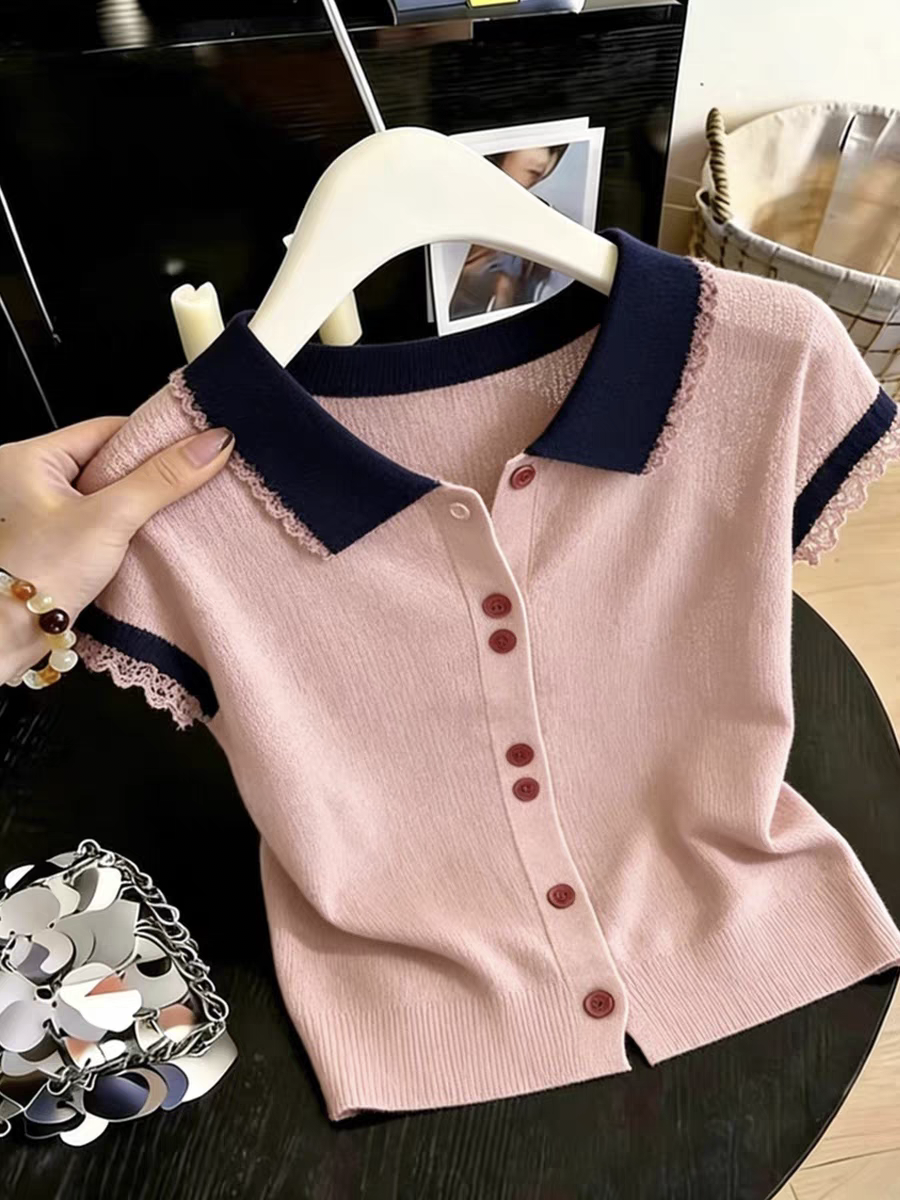 핑크색 POLO 칼라 단추 레이스 싱글 줄 버튼 반팔 티셔츠 여성 2026 새로운 여름 해변가 도파민 맨위