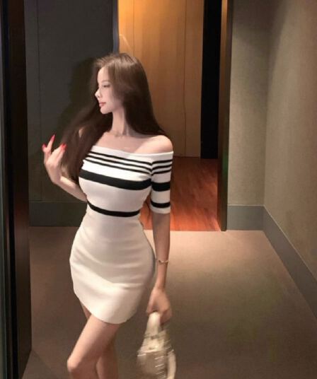 2026 한 부서 새로운 여름 흑백 줄무늬 오프숄더 허리 수축 드레스 품격 몸매 가꾸기 니트 원피스