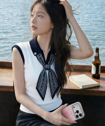 2026 슈퍼 화재 연령 감소 스카프 폴로 칼라 회색 조끼 여름 여성 의류 몸매 가꾸기 민소매 티셔츠 맨위 인사이드 가져 가라. 외출용