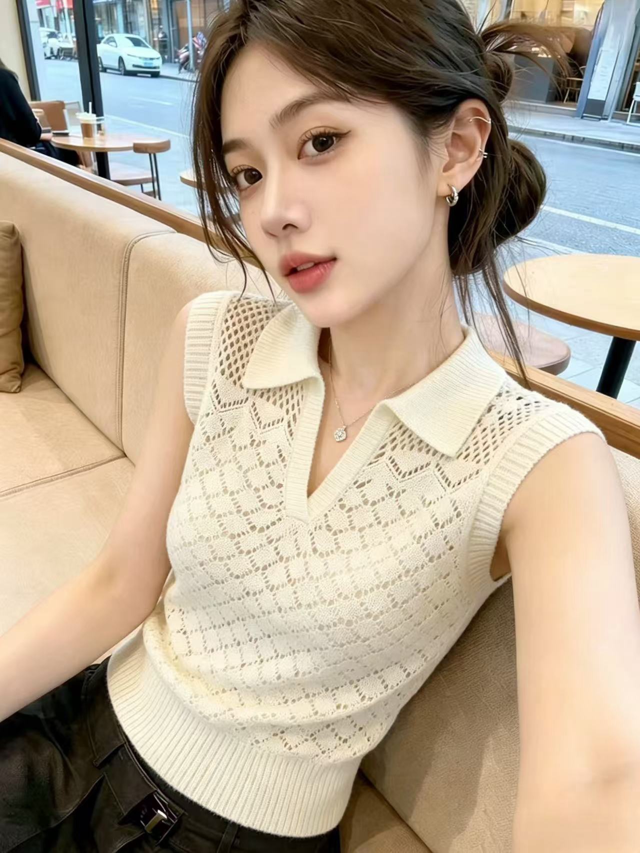 한 부서 자수 홀로우 아웃 폴로 칼라 얼음 실크 니트 조끼 여성 여름 외출용 디자인 센스 품격 슬림해 보이는 민소매 맨위