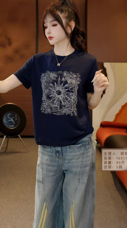 패션 빛 럭셔리 프린트 반팔 티셔츠 여성 2026 여름 새로운 품격 긍정적 인 어깨 의류 루즈핏 캐주얼 다용도 동정