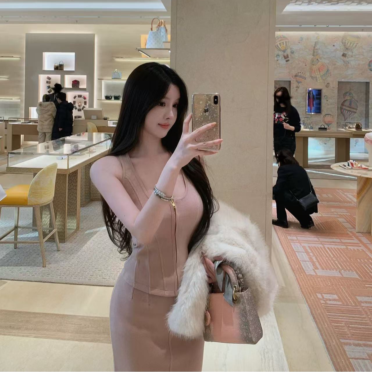 the swan 부문 피닉스 빛 럭셔리 부드러운 향기로운 부드러운 입력 구두 고급 공예 u 칼라 조끼 니트 맨위 반 스커트