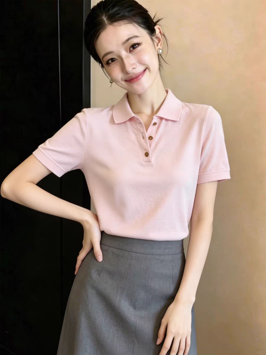 핑크색 폴로 칼라 얼음 실크 반팔 티셔츠 여자 2026 새로운 여름 몸매 가꾸기 슬림해 보이는 다용도 품격 니트 맨위
