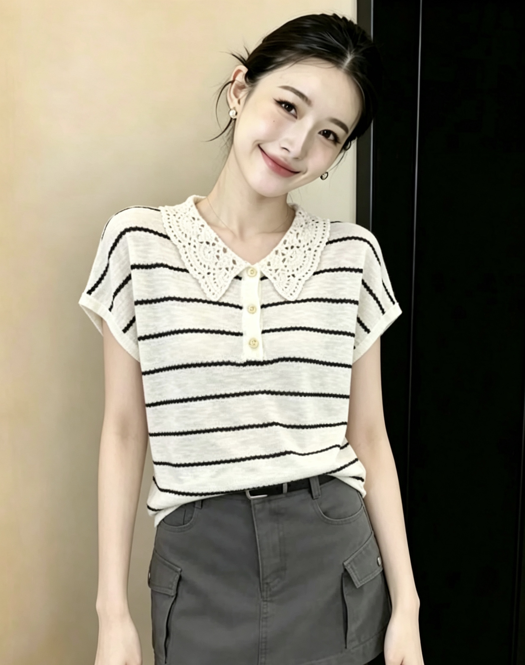 베이비 칼라 홀로우 아웃 배색 스트라이프 Feifei 소매 얇은 스타일 맨위 2026 여름 새로운 한 부서 루즈핏 쇼트 스타일 티셔츠