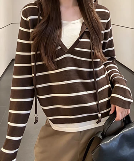 새로운 이른 가을 한 부서 작은 대중 루즈핏 캐주얼 여자 모자 셔츠 페이크 레이어드 후드 스트라이프 니트 스웨터