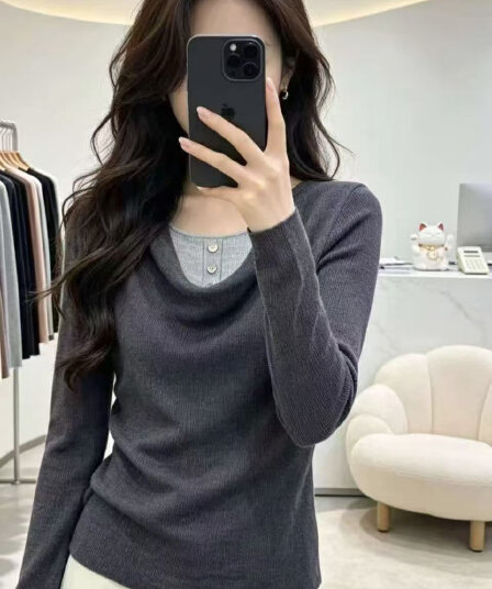 어두운 회색 페이크 레이어드 배색 니트 스웨터 여성 이른 가을 새로운 빛 요리 한 바람 긴팔 슬림해 보이는 고급 센스 예쁜 스웨터