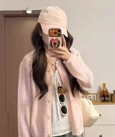 부드러운 달콤한 스타일 핑크색 홀로우 아웃 니트 오픈 가디건 여성 이른 봄 새로운 단추 재킷 작은 키 우유 부서 착용 잡아라. 의류