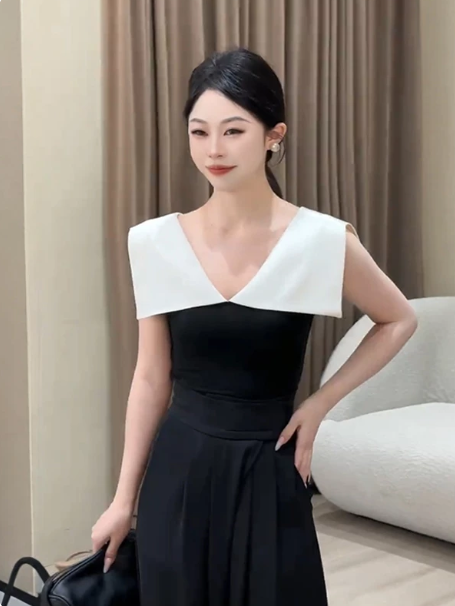 프랑스식 품격 배색 폴로 칼라 민소매 맨위 2026 여름 새로운 캐주얼 다용도 로얄 자매 몸매 가꾸기 조끼 여성 의류