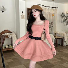 批发实拍气质法式名媛风短款针织长袖<b class='q'>连衣裙</b>修身镂空<b class='q'>蓬蓬裙</b>女秋冬新款