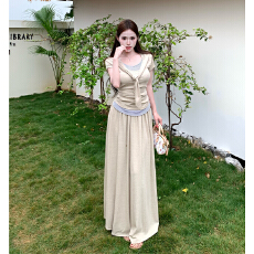 批发实拍韩系条纹假两件短袖<b class='q'>t</b><b class='q'>恤</b>女夏高腰半身裙套装宽松慵懒风两件套