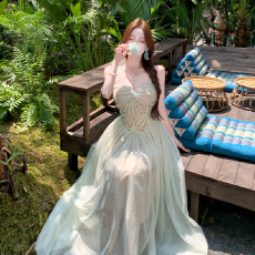 实拍法式绝美超仙吊带连衣裙女2026夏季新款蕾丝拼接长裙网纱裙子