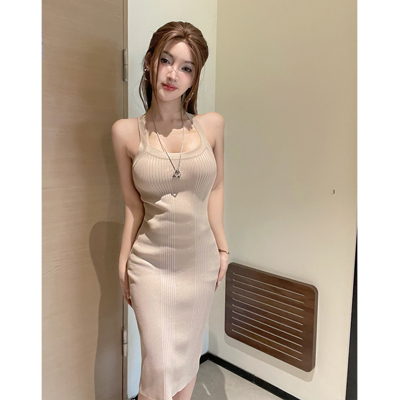 실사 프랑스식 순수한 욕망 바람 섹시함 백리스 니트 여성 드레스 여름 새로운 몸매 가꾸기 슬림해 보이는 품격 타이트 스커트