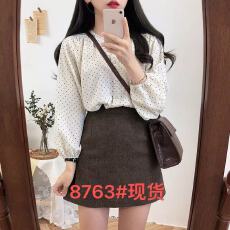 批发显瘦波点衬衫女<b class='q'>秋</b>装新款韩版简约气质设计感小众轻熟宽松百搭上衣