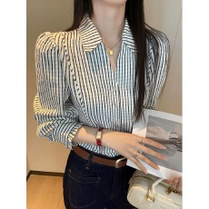 批发白色竖条纹V领长袖衬衫女春季2026新法式复古气质简约上衣
