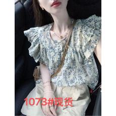 批发<b class='q'>夏季</b>韩版法式洋气百搭别致上衣褶皱小飞袖<b class='q'>衬衫</b>女