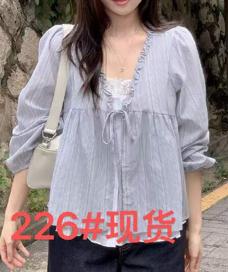 한 부서 봄 달콤함 페이크 레이어드 긴팔 프릴 긴팔 스트라이프 맨위 여성 루즈핏 슬림해 보이는 다용도 인형 셔츠