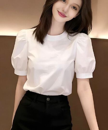 화이트 프랑스식 반팔 여성 셔츠 여름 섹션 2026 년 새로운 작은 키 외국 가스 연령 감소 거품 소매 라운드 넥 맨위