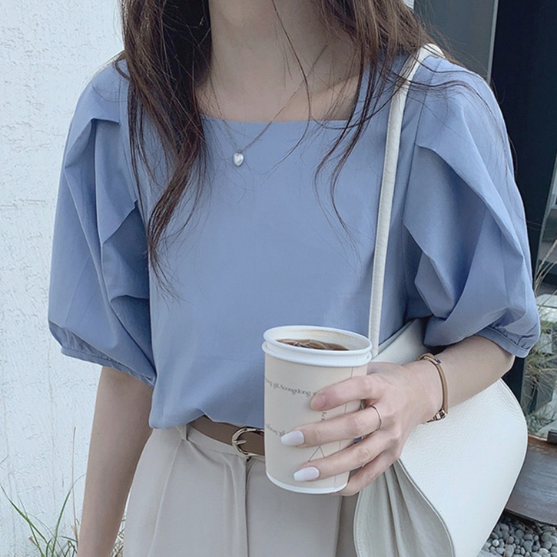 프랑스식 광장 칼라 거품 소매 맨위 여성 한 바람 chic Chic 여름 얇은 스타일 디자인 센스 작은 대중 반팔 여성 셔츠
